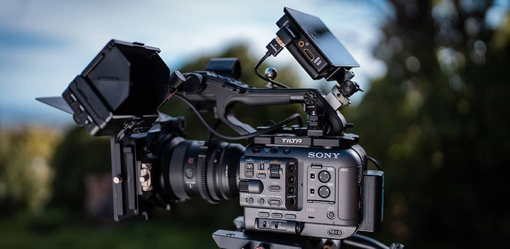 Sony_FX6_handheld_rig.webp