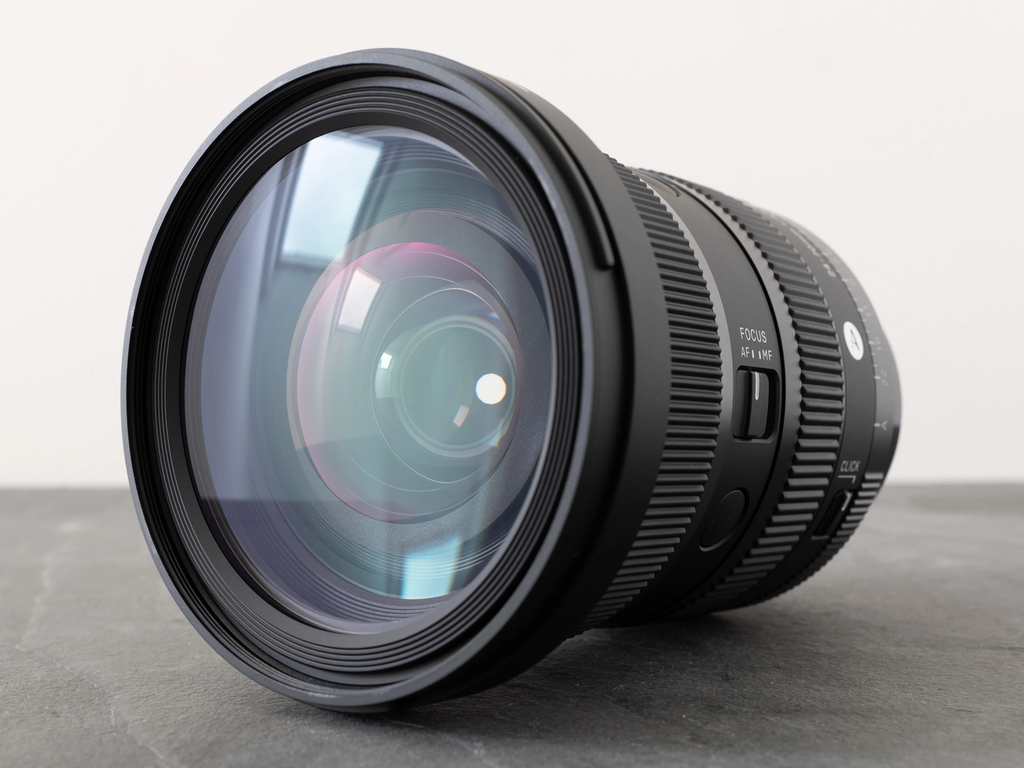 sigma-24-70-f2-8-dg-dn-ii-hero-1.jpg.webp